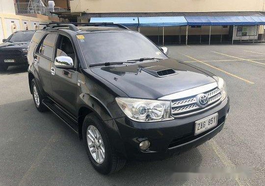 Black Toyota Fortuner 2010 Automatic Diesel for sale