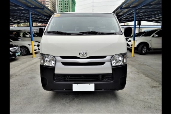  Toyota Hiace 2017 Van at 28000 km for sale