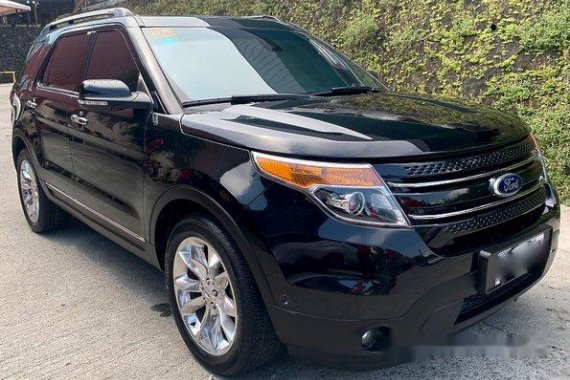 Sell Black 2014 Ford Explorer at 19000 km