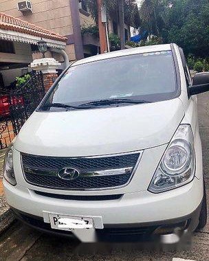 White Hyundai Grand starex 2011 at 87000 km for sale
