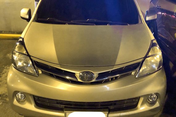 TOYOTA AVANZA 2012 1.5G AT Champagne Metallic