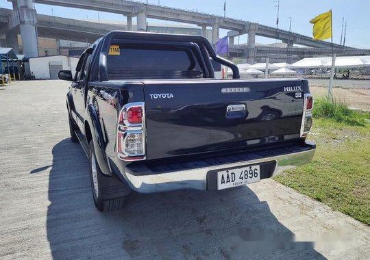 Sell Black 2014 Toyota Hilux in Paranaque