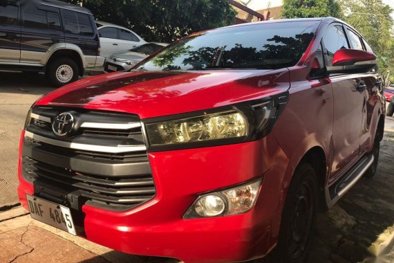 Selling Red Toyota Innova 2017 