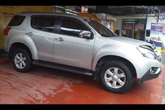 Sell 2015 Isuzu Mu-X SUV at 87000 km