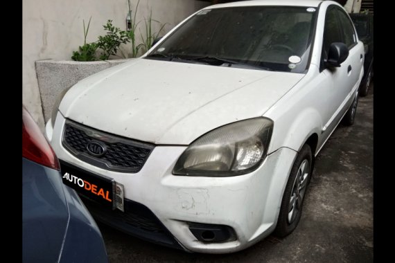 Selling Kia Rio 2010 Sedan Manual Gasoline 