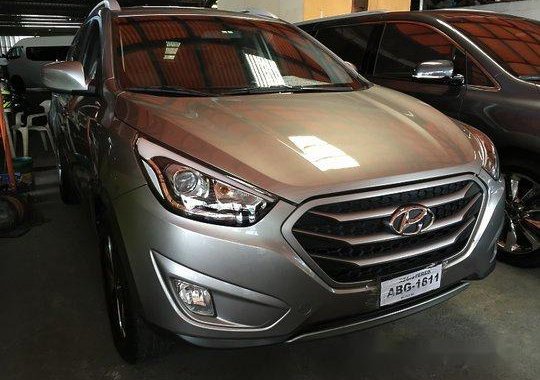 Selling Hyundai Tucson 2015 at 48316 km 