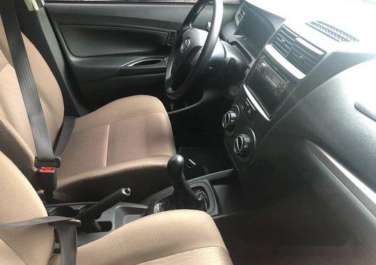 Selling Silver Toyota Avanza 2019 at 2800 km