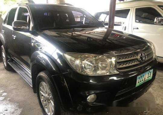 Black Toyota Fortuner 2010 at 58000 km for sale 