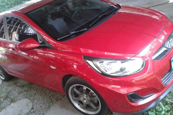 Red Hyundai Accent 2013 Sedan 1.4L AT Gas