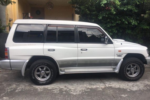 White Mitsubishi Pajero 2007 for sale in Parañaque 