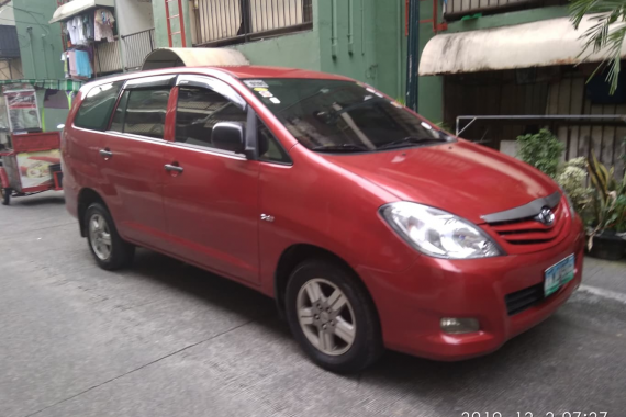 Toyota Innova J 2011 model