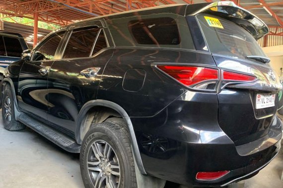 Selling Black Toyota Fortuner 2017 in Quezon City 