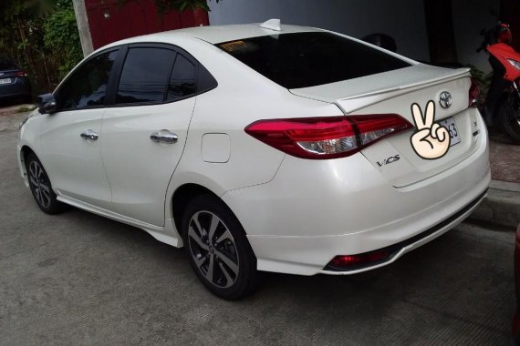 Selling Pearlwhite Toyota Vios 2019 in Quezon City