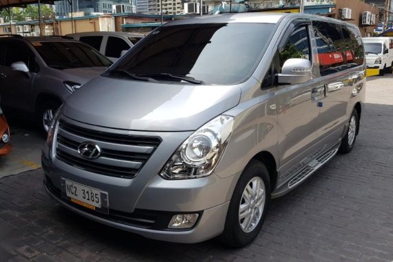 Sell 2017 Hyundai Grand Starex Van in Pasig 