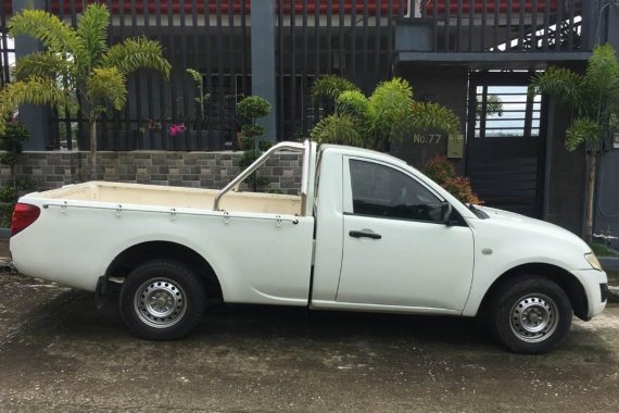 2013 Mitsubishi L200 for sale in Mandaluyong 