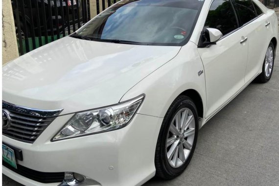 2014 Toyota Camry for sale in Makati 