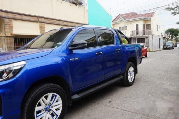 Sell Blue 2018 Toyota Hilux at 13900 km 