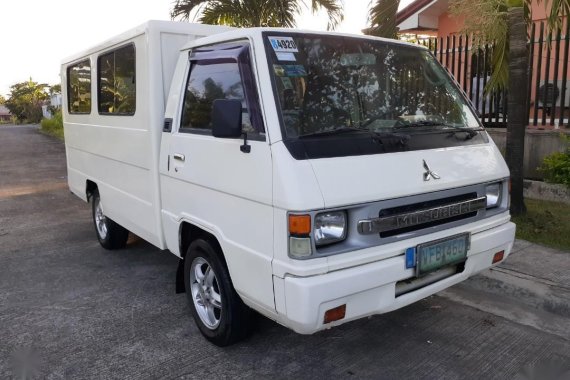 Mitsubishi L300 2011 for sale in Quezon City