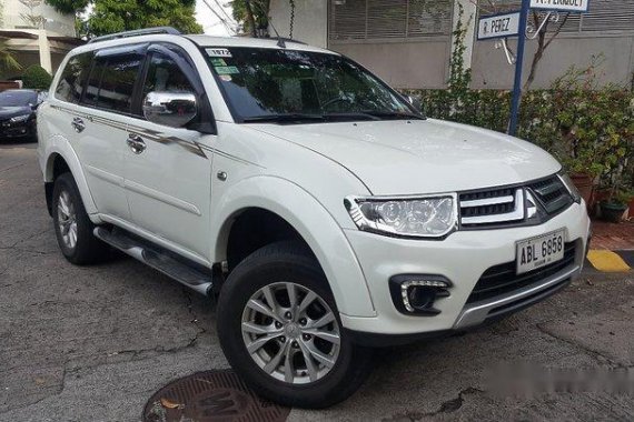 White Mitsubishi Montero Sport 2015 at 110000 km for sale 