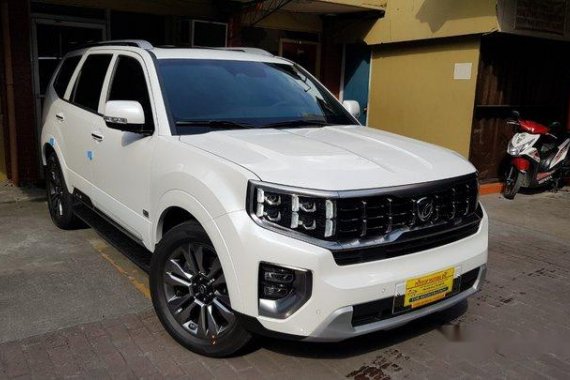 Sell White 2019 Kia Mohave in Pasig 