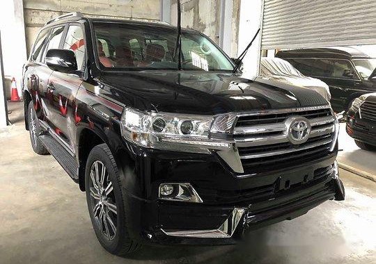 Selling Black Toyota Land Cruiser 2020 in Quezon City 