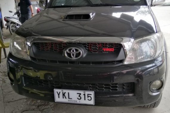 2011 Toyota Hilux for sale in Lapu-Lapu