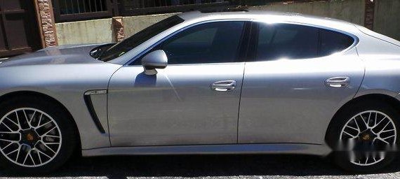 Selling Silver Porsche Panamera 2014 Automatic Gasoline at 19000 km 