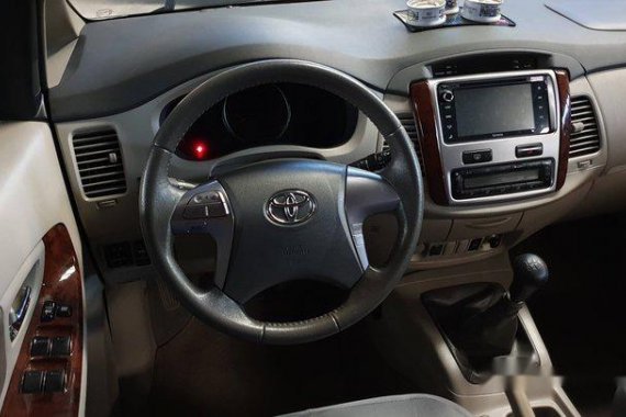 Grey Toyota Innova 2015 for sale in Quezon City