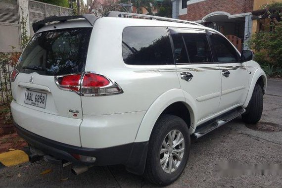 White Mitsubishi Montero Sport 2015 at 110000 km for sale 