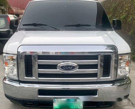 White Ford E-150 2011 at 60000 km for sale 