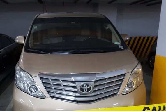 2011 Toyota Alphard V6 AT for sale in Quezon City