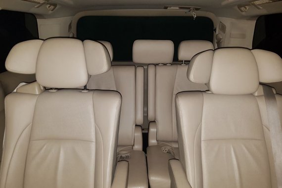 2011 Toyota Alphard V6 AT for sale in Quezon City