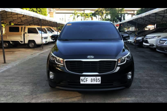 Selling Kia Carnival 2016 in Cainta 