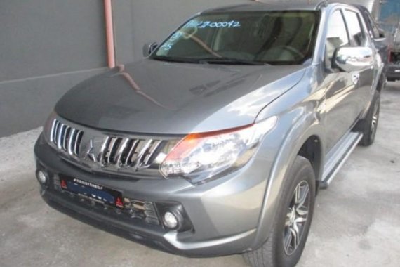 Mitsubishi Strada 2016 for sale in Makati 