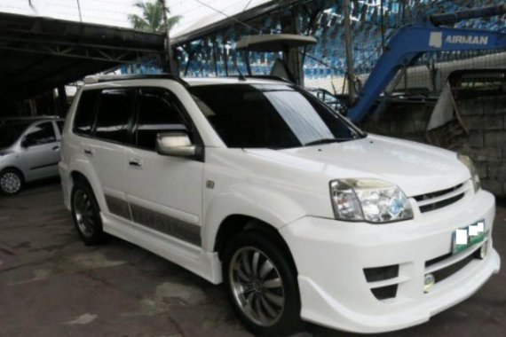 White 2006 Nissan X-Trail at 70000 km for sale