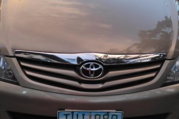 2011 Toyota Innova for sale in Caloocan 
