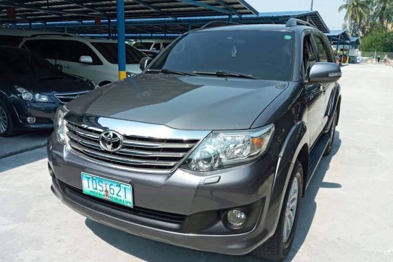 2012 Toyota Fortuner 4X2 G AT Gas