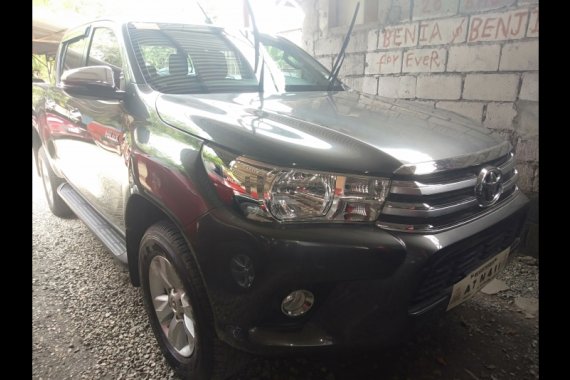 Selling Toyota Hilux 2018 Truck at 9250 km 