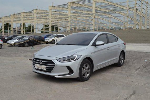 Sell Silver 2019 Hyundai Elantra at 5190 km 