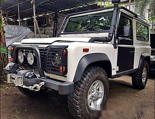 Sell White 1997 Land Rover Defender in Pasig 