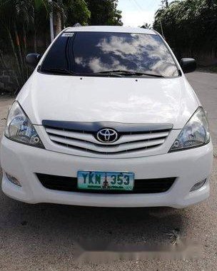 Sell White 2012 Toyota Innova Manual Diesel 