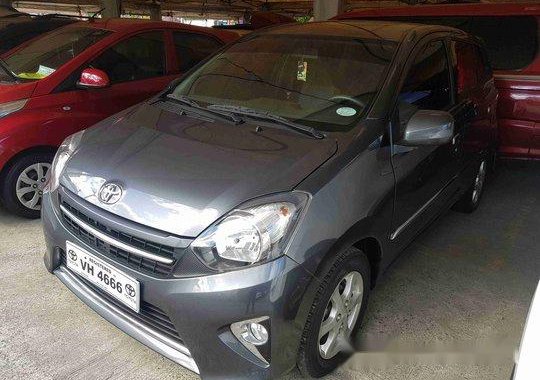 Selling Grey Toyota Wigo 2017 Automatic Gasoline at 18000 km 