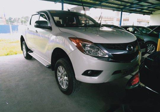 White Mazda Bt-50 2016 for sale in Quezon City 