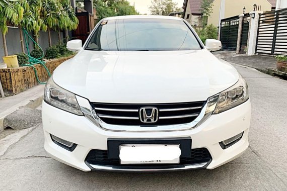 Pearlwhite Honda Accord 2014 for sale in Bacoor