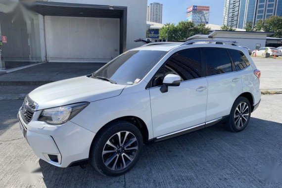 Pearlwhite Subaru Forester 2017 for sale in Pasig