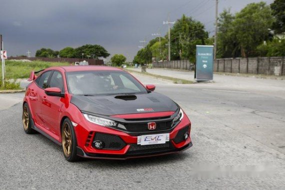 Red Honda Civic 2018 for sale in Quezon City