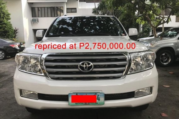 Sell Pearlwhite 2012 Toyota Land Cruiser in Manila