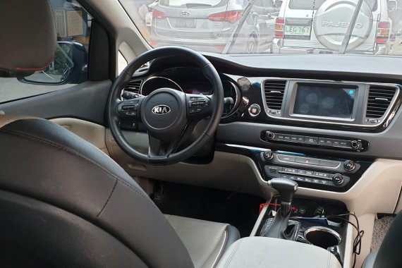 2019 Kia Carnival at 15000 km for sale 