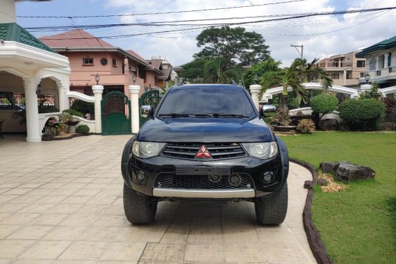 Sell 2011 Mitsubishi Strada in Quezon City