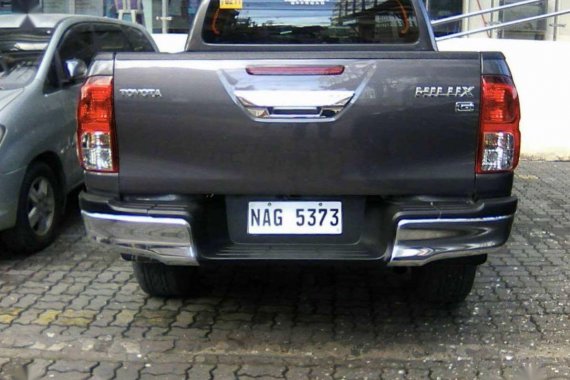 Sell 2017 Toyota Hilux in Pasig